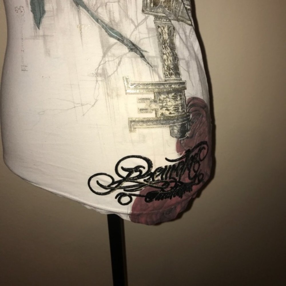 Remetee T-Shirt - Picture 6 of 6